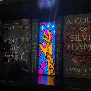 Reaching for the Stars - Light Up Book Nook USB UV 3D Printed Bookshelf Decor