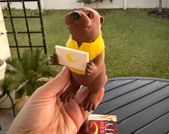 Cute Standing Otter Holding Mail - 3d printed - Bookshelf Decor
