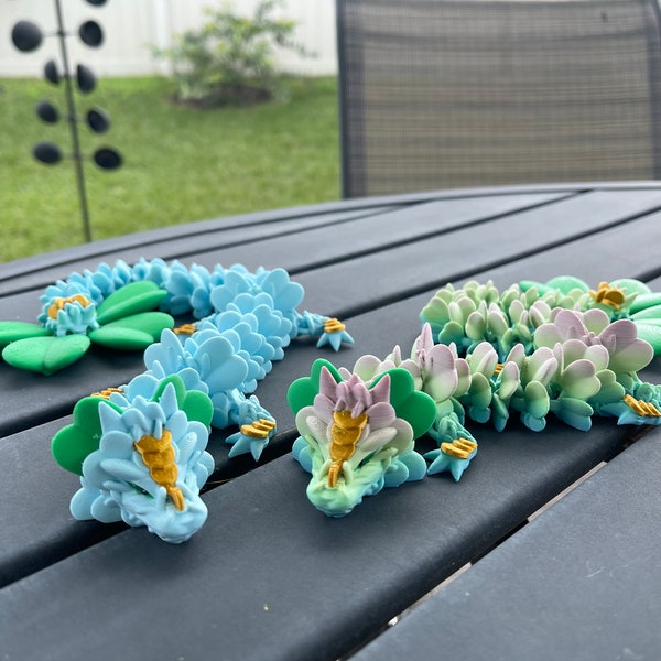 Vierblättriges Kleeblatt Drache 3D Gedruckt Personalisierbar Wählen Sie Ihre eigene Farbe Bücherregal Dekor Fidget Spielzeug Geschenk Glücksdrache