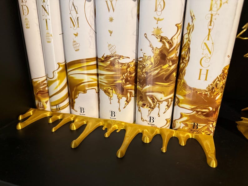 Goutte à goutte et porte-à-faux du livre qui gouttent - Produits décoratifs livresques pour étagères - OPTIONS DE DIMENSIONS MISES À JOUR Bottom Drip 11"