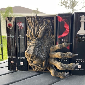 Werewolf Book Nook 3D Printed Choose Color Fantasy Book Shelf Decor Book End 4x8 Horror