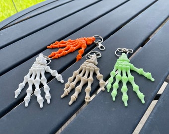 Skeleton Hand Keychain Articulating 3D Print