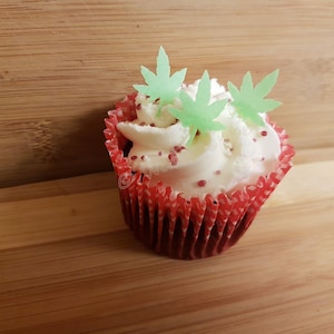 36 Edible Cannabis Leaf Wafer Cupcake Toppers Cake Decorations Precut with Free Postage image 1