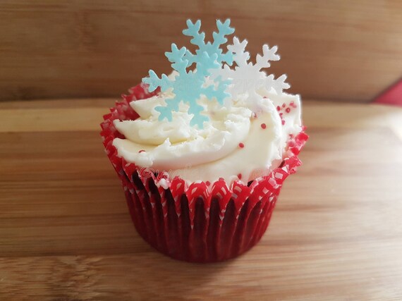 30 EDIBLE MEDIUM BLUE WHITE SNOWFLAKE FROZEN RICE WAFER PAPER CUPCAKE TOPPER