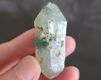 Frostig DT Teal Grün Chlorit Phantom Quarz Spitze Simbabwe/Mutter Erde Heilige Natur Heilung Energie Kristall 17,7g 1,75&quot;