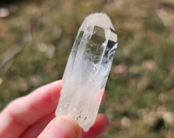 High Vibration Colombian Blue Smoke Lemurian Quartz Point/Rare Colombian Blue Mist Crystal 27.9g 2"