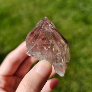 Red Hematite Phantom Quartz Point Zimbabwe/Hematoid Fire Quartz/Goddess Energy Crystal/Root Chakra Grounding Stone 49.4g 1 7/8&quot;