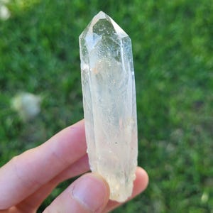 Colombian Blue Smoke Golden Healer Cookeite Quartz Point/Rare High Vibration Etched Starbrary Quartz/Sacred Feminine Crystal 34.7g 2 7/8&quot;