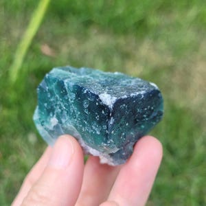 Rare Large Cube Fluorescent Green Blue Purple Fluorite Madagascar/UV Reactive Fluorite Cubes Specimen 76.6g 1.5"×1.25"