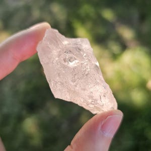 Gorgeous Gemmy Pink Etched Morganite Gemstone/Rare Genuine Natural Color Morganite Pink Beryl Higher Heart Healing Crystal 62g 2.5"