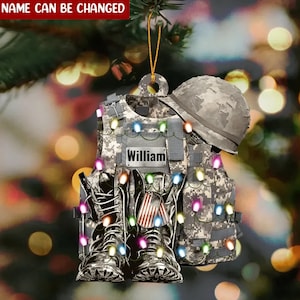 Ornamento personalizzato per uniforme militare, uniforme militare, stivali, cappello, luce di Natale, ornamento 2D, regalo per veterani