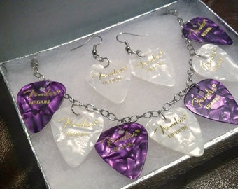 Collier de médiator de guitare