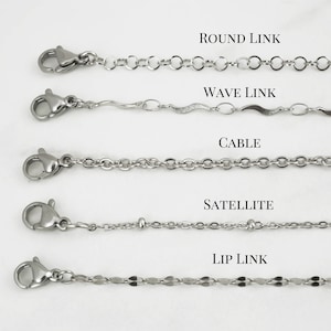 May include: Five different types of silver chain links: Round Link, Wave Link, Cable, Satellite, and Lip Link.