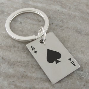 Porte-clé de carte à jouer ou clip de sac - porte-clé As des espaces - cadeau poker, jeu de cartes en acier inoxydable cadeau, métasymbologie, porte-clé poker