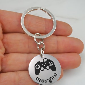 ZZP Gaming Gifts For Husband Men Father Day Ideas, Video Game Keychain, Funny Accessories, Gaming Keychain, Gag Gift For Christmas, Christmas Gift For Son Brother, Boyfriend Stocking Stuffers