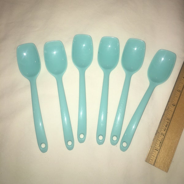 7" set of 6 Bright Turquoise melamine vintage Ice cream spoons matching set 50s inspired retro kitchen grandkids ice cream square edge EUC