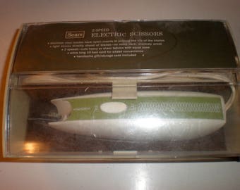 Vintage Electric Scissors Sears Best Sewing 2 speed 1960s Model 344.2199 Works great original Box Avocado green Nippers Upholstery
