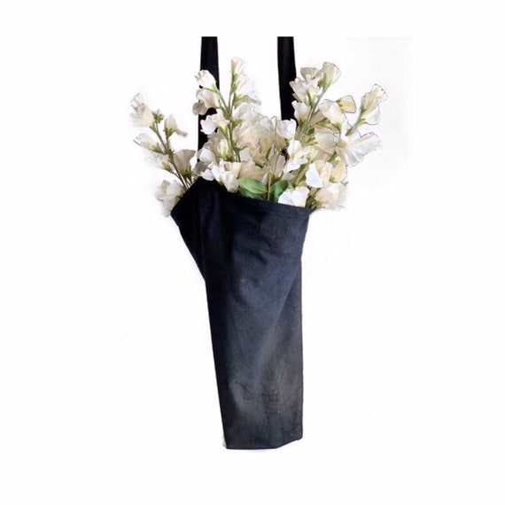 Eco friendly, Handmade, flower + plant carrier, flower bag, Sustainable bag, sustainable gifts, flower carrier, flower bag, flower tote