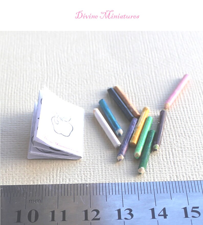 Libro para colorear en miniatura para niños, escala 1/12, decoración para casa de muñecas y lápices de colores falsos, envío AU imagen 2