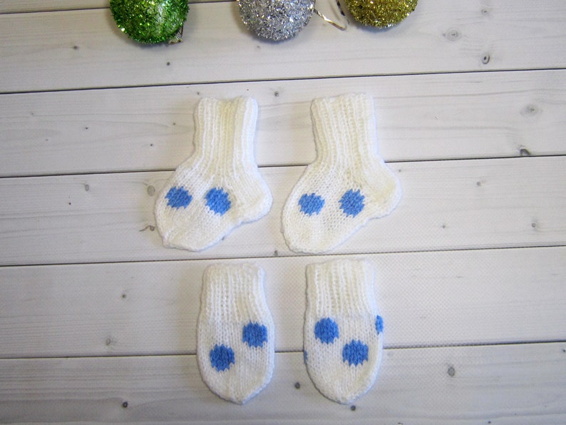 Baby knit socks and Baby mittens funny Baby shower gift Scratch Thumb less mittens Gift for kids Boy Girl Baby set cute Baby Girl Boy gift