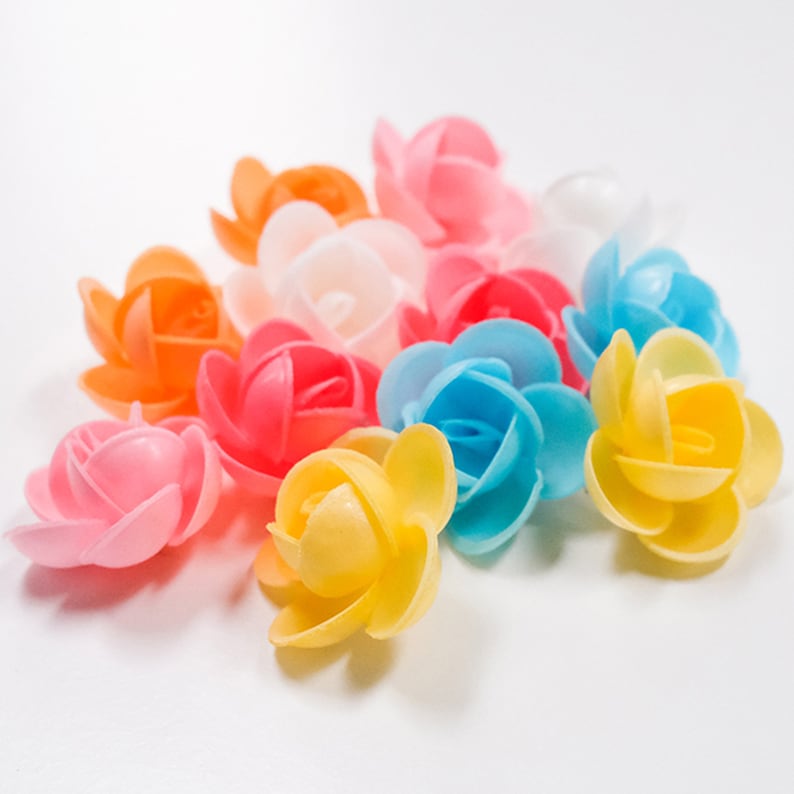 Rosy Blossom Edible Wafer Paper Flower 12 PK / Flower Topper for Cakes