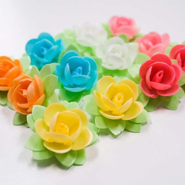 Floating Lily edible wafer paper flower 12 PK / flower topper for cakes / wafer flower / winter wedding cake topper /  cupcake topper /