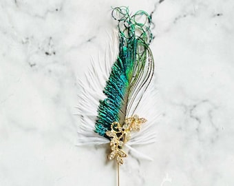 Fiore all'occhiello della piuma del pavone Spilla da bavero Prom Fiore all'occhiello per matrimonio Fiore all'occhiello per abito Spilla di piume Petto Corpetto Fiore all'occhiello fatto a mano