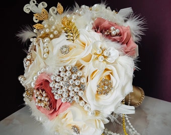 Bouquet For Bride Brooch Bouquet Personalized Bouquet For Gatsby Wedding Vintage Bouquet For Bride Custom Bling Feather Bouquet For Glam