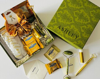 Bridesmaids Gift Personalized Gift Box for Her Birthday Gift Set for Bridesmaid Proposal Gift Box for Graduation Gift for Teacher