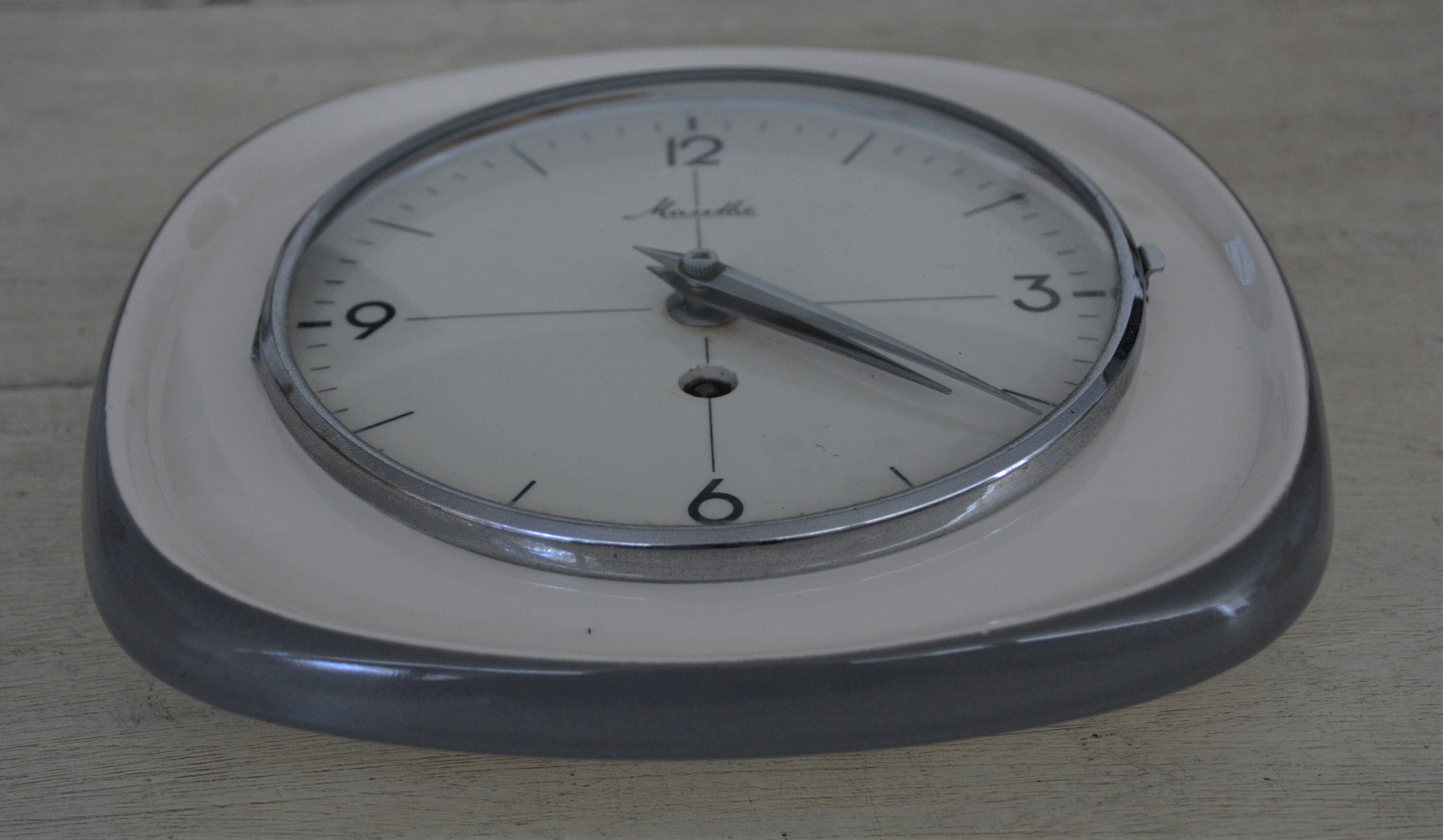 Vintage Mechanical Art Deco Ceramic Wall Clock / Kitchen Clock Etsy