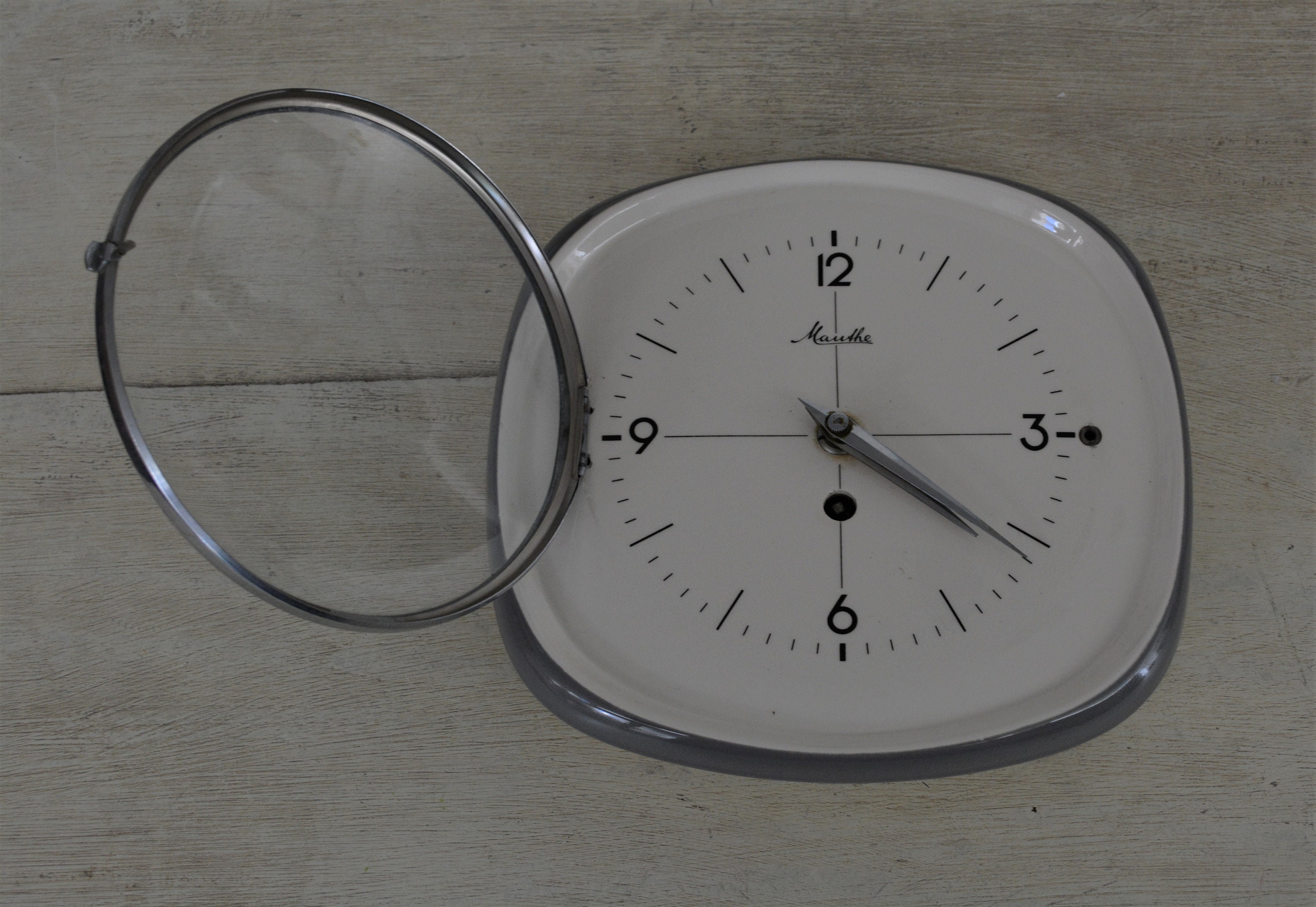 Vintage Mechanical Art Deco Ceramic Wall Clock / Kitchen Clock Etsy