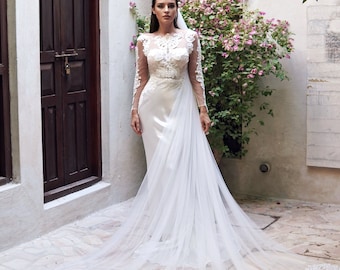 green emerald velvet dress Form-Fitting Lace Appliqué Bridal Gown with Long Sleeves and High Slit Plus Size Size 0 main image 0