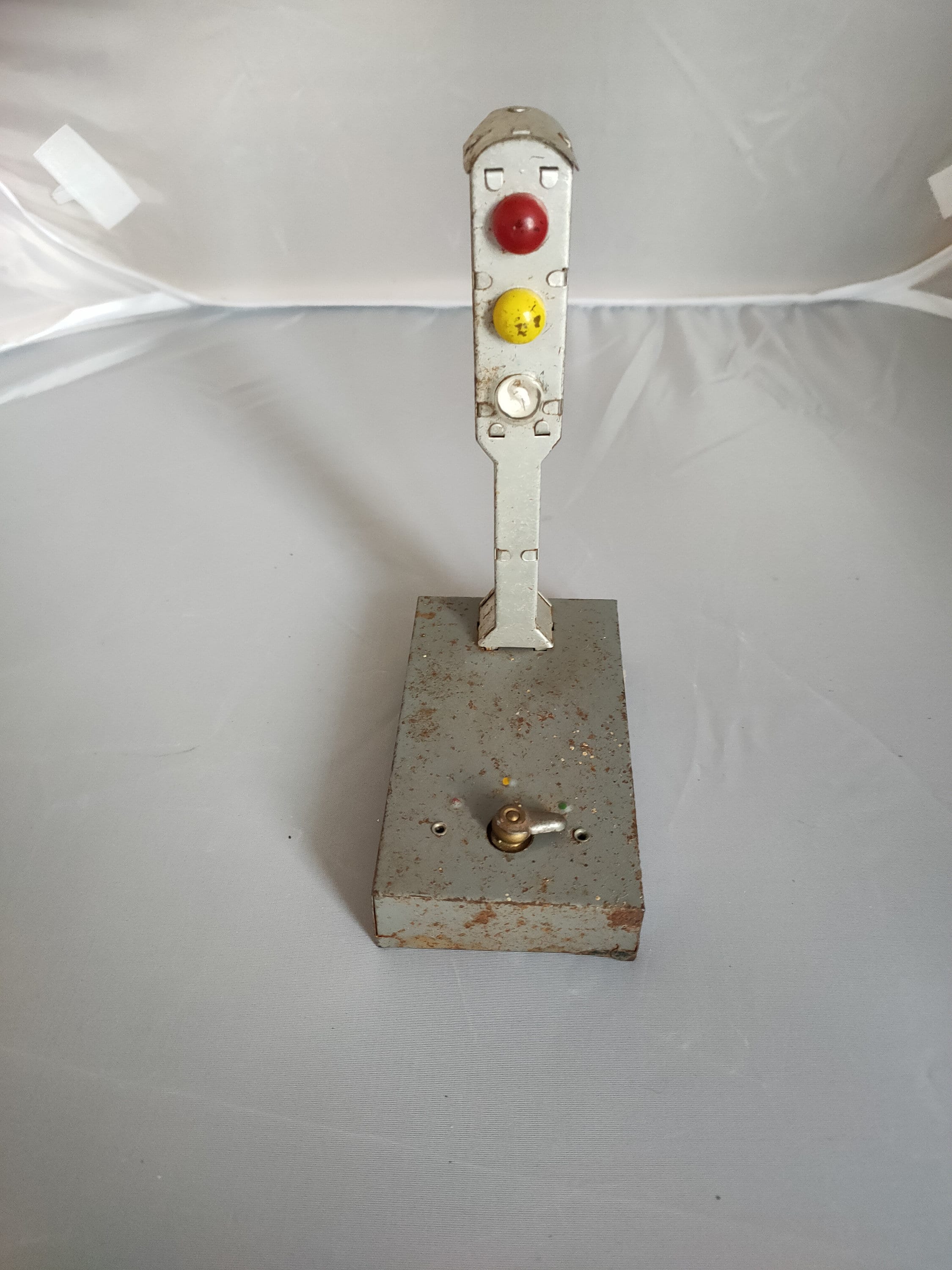 Vintage Traffic Signal for sale Only 2 left at 70