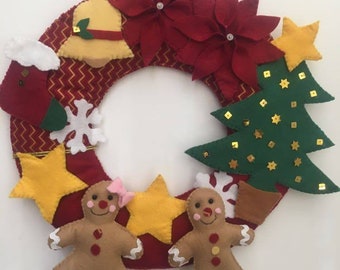 Christmas Wreath - Gingerbread Man Wreath -  Christmas Garland - Wall Wreath - Felt Wreath - Wall Hanging - Customizable Wreath