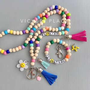 Teacher breakaway Lanyard, Personalized rainbow lanyard, Daisy Smiley Face Lanyard, ID Badge Holder, Keychain bracelet, unique Gift Under 25