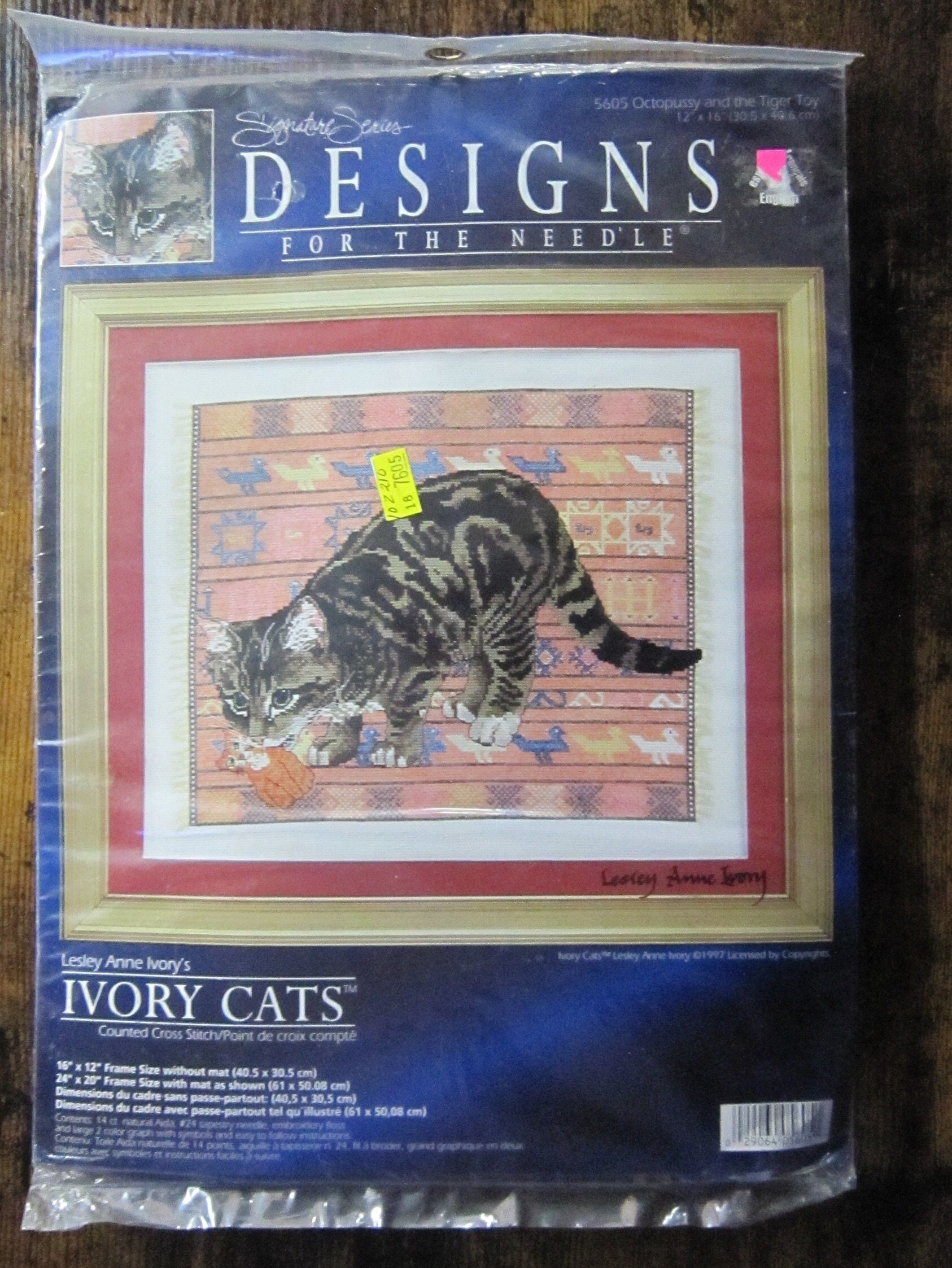 Signature Series Designs Ivory Cats Counted Cross Stitch Kit