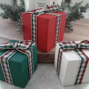 Set of 3 Mini Wood Faux Christmas Presents  Small Christmas Table Decor  Christmas Decor  Wood Gifts Decor  Tiered Tray Mini Christmas Gifts