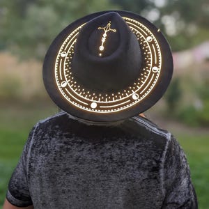 Reflekterande månfaser Svart filthatt med bred brätte bild 9