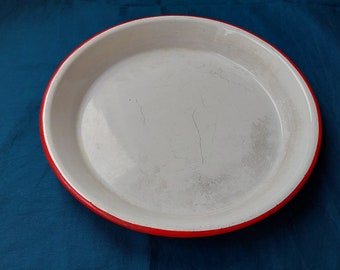 Vintage white enamel pie dish plate with red trim 10 inches