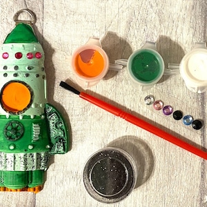Space Theme Party Bag-Space Rocket Craft Kit-Paint Set-Unique Party Favour/Fillers-Craft Party Idea-Children’s Activity Set-Boys Party Bag