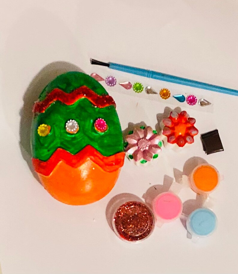 Ceramic Surprise Eggs Easter Gift-Easter Craft Kit for children-Lockdown Activity-Party Bag Favours/Fillers-Paint Set-Kids Activity image 4
