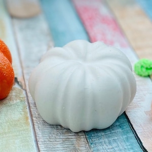 Pumpkin craft kit- Craft Kit-Halloween Gift-Great Halloween Party Bag Favours/Fillers-Paint Set-Kids Activity-Ceramic Craft