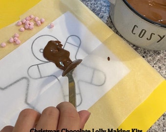 Chocolate Christmas Lolly Making Kit-Make Own Lolly-Kids Party Bags-Craft Kit-Baking Craft Party-Family Activity-Hygiene Rating 5