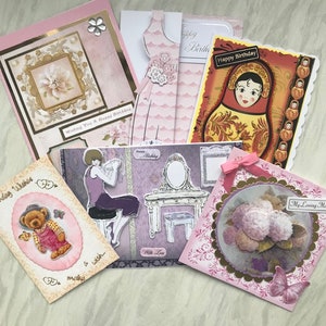 Seis cartões de aniversário com seus envelopes. Pacote de pechinchas------Envio grátis no Reino Unido