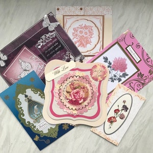 Seis cartões de aniversário com seus envelopes. Pacote de pechinchas