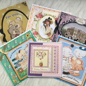 Seis cartões de aniversário com seus envelopes. Pacote de pechinchas ---Postagem grátis para endereços do Reino Unido