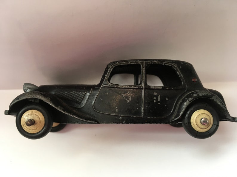 vintage dinky toy cars