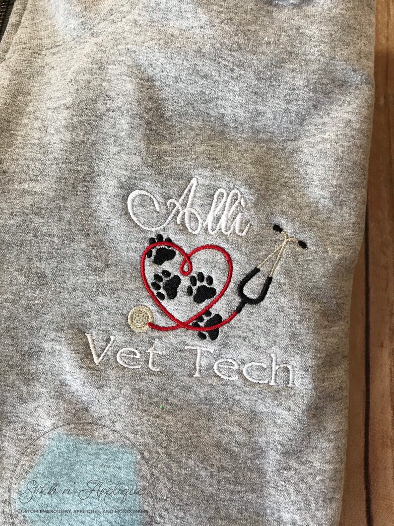 Monogrammed Vet Tech Shirtvet Assistant Gift Idea Women Etsy