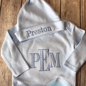 baby boy or girl coming home outfit, Personalized baby gift, newborn gown, girl hospital outfit, monogrammed, layette, first pictures, pink