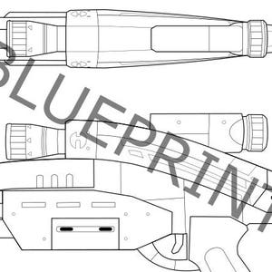 Puede incluir: Un dibujo en blanco y negro de un arma futurista con una mira telescópica y un cañón. El arma tiene un diseño complejo con múltiples partes y detalles.